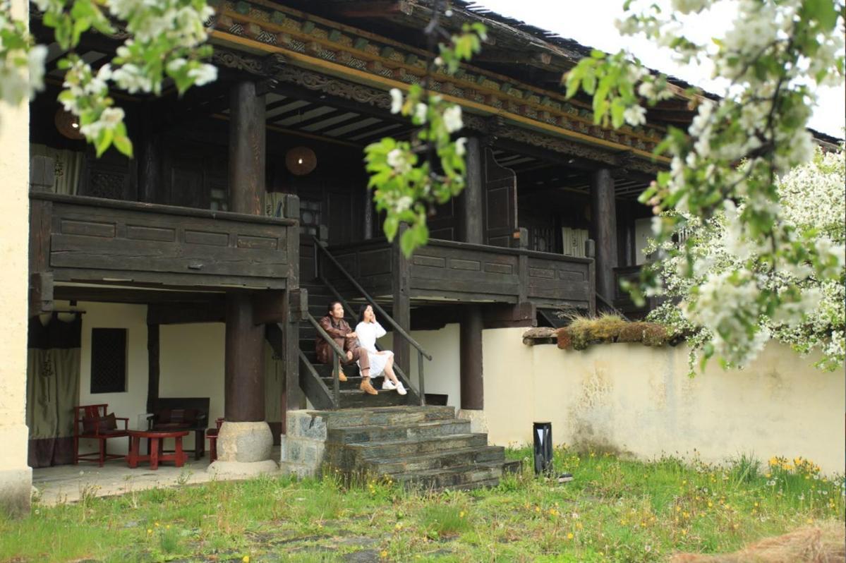 Banyan Tree Ringha Hotel Sangzsila Kültér fotó